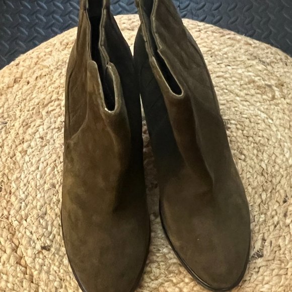 sz 37 Joie green suede ankle boots NEVER WORN - Picture 5 of 7